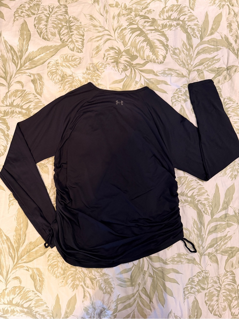 Under Armour Black Long Sleeve Side-Ruched Top - Picture 3 of 4